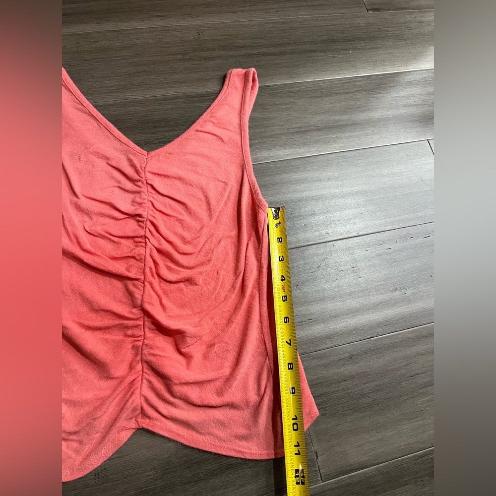 Olivia‎ Rae Tank Top - Picture 3 of 7